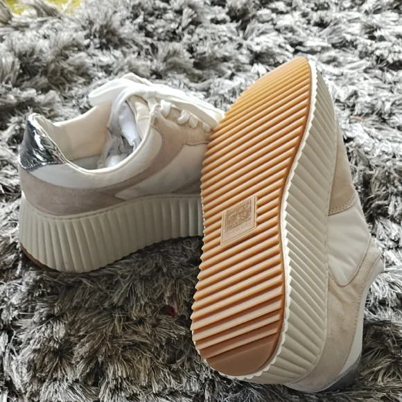 Dolce Vita White and Cream Platform Sneakers with Silver Accents - Picture 2 of 4